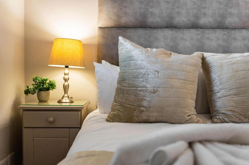 To Let 3 Bedroom Property for Rent in Dolphin Beach Western Cape